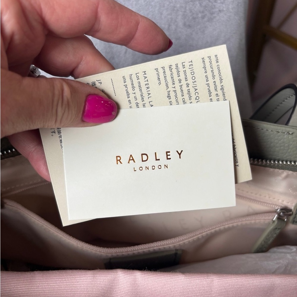 NWT Radley London Painters Mews Tote - Picture 9 of 12
